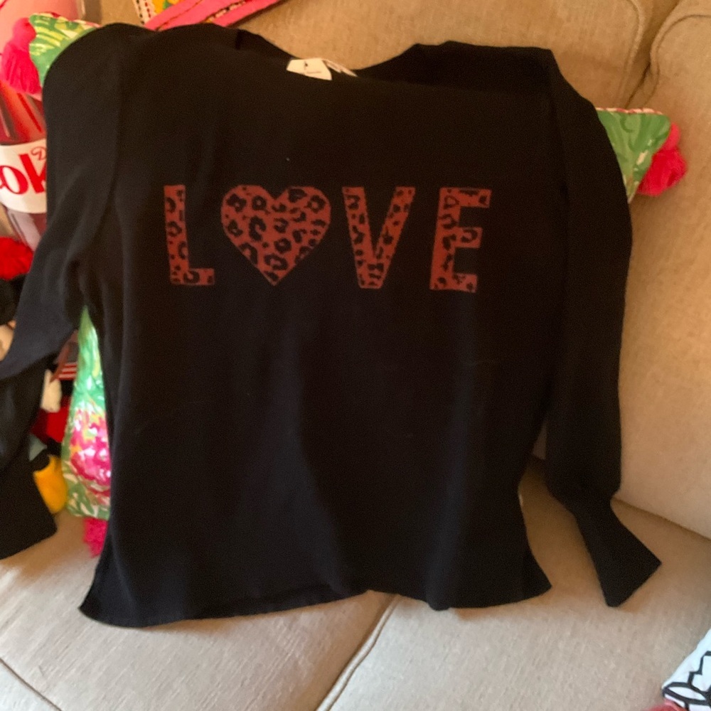 Time and Tru Black Long-Sleeve Top with Red Leopard LOVE Graphic